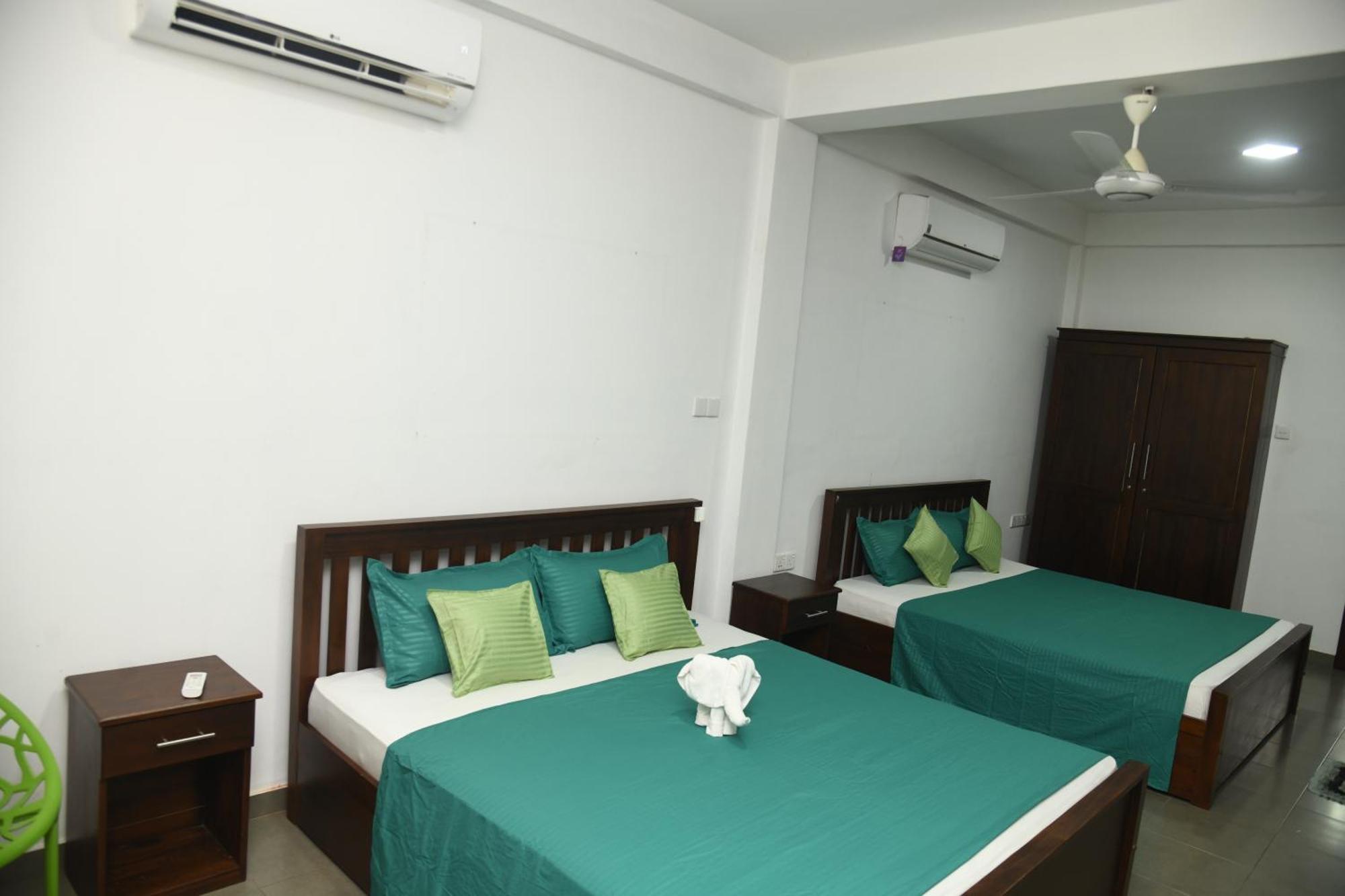 Wild Park Safari Home Stay Udawalawe Kültér fotó
