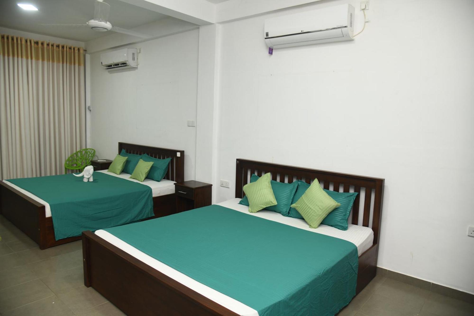Wild Park Safari Home Stay Udawalawe Kültér fotó