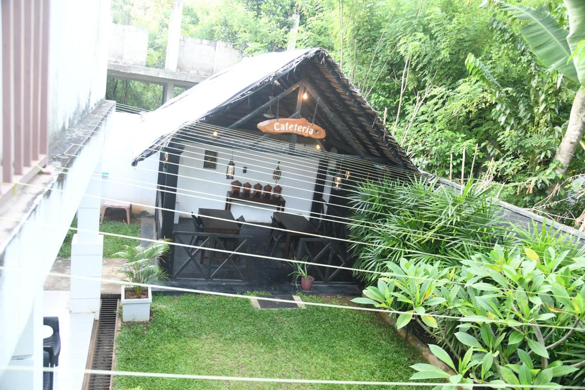 Wild Park Safari Home Stay Udawalawe Kültér fotó