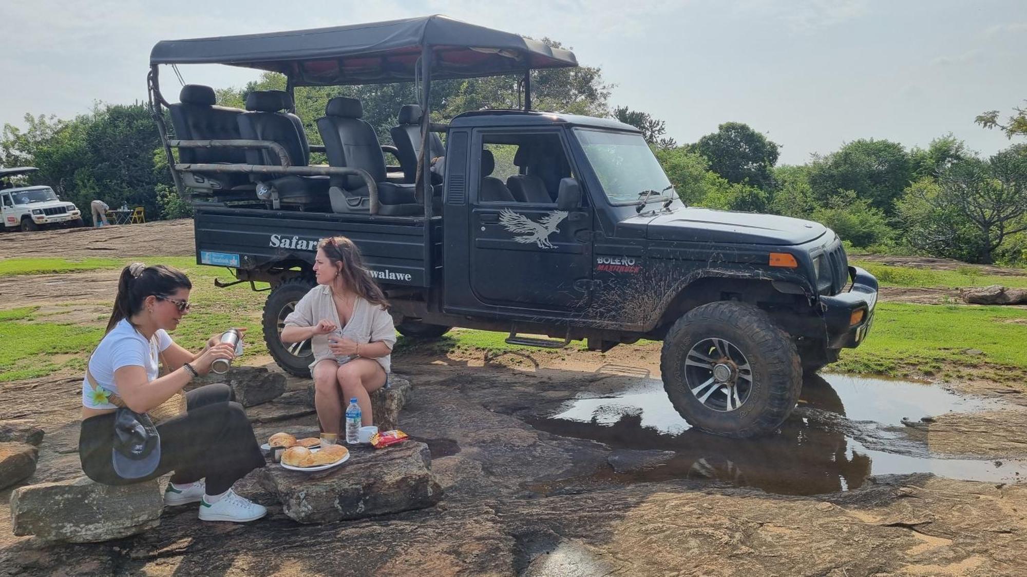 Wild Park Safari Home Stay Udawalawe Kültér fotó